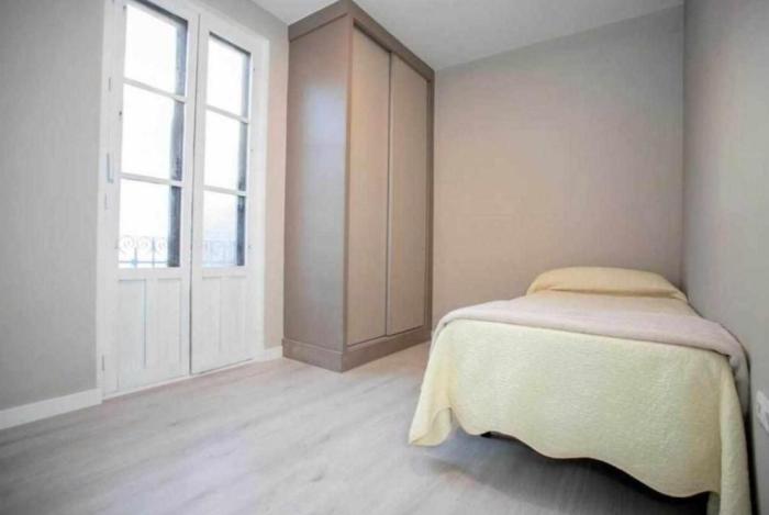 Hostal Viena Plaza Nueva Granada Zimmer foto